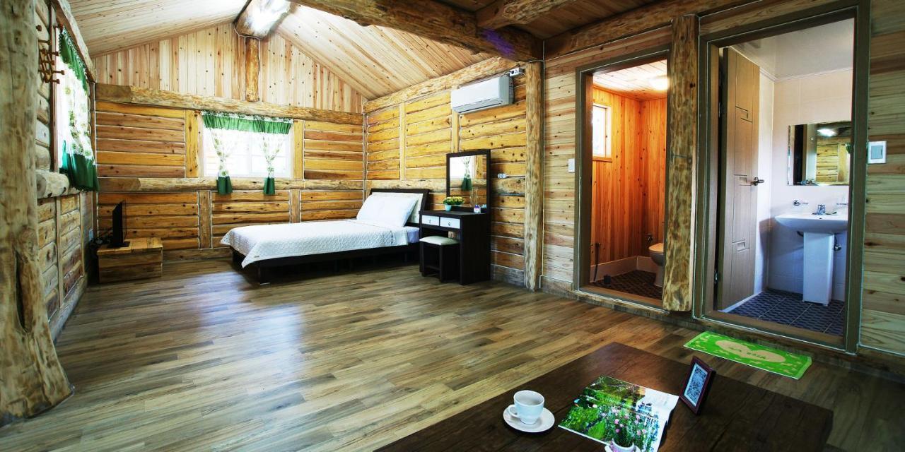 Jeju Joa Log Pension Seogwipo Zewnętrze zdjęcie