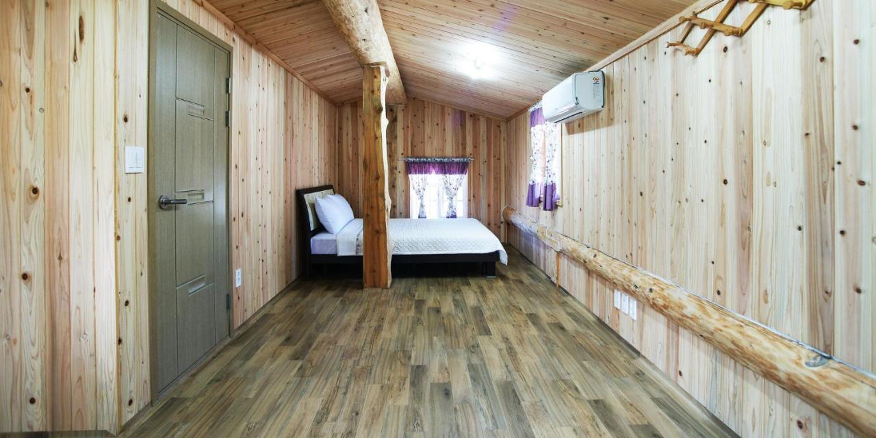 Jeju Joa Log Pension Seogwipo Zewnętrze zdjęcie